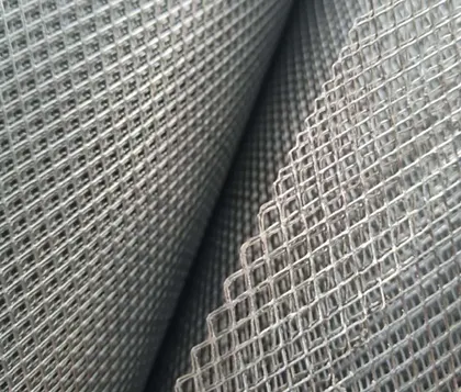 Panneaux décoratifs en treillis métallique en aluminium matériau AA1100 revêtement poudre SDF personnalisé — Foshan Qi Aluminum Decorative Materials Co., Ltd
