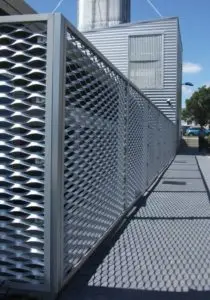 Panneaux en maille métallique alu finition usine pour décoratif