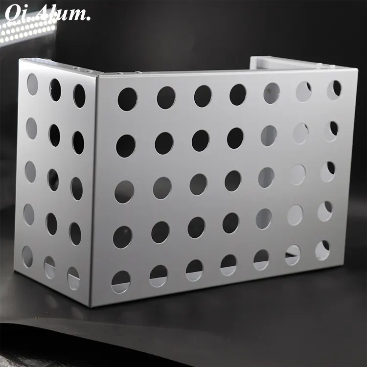 2020 Vente chaude Feuille alu gravée perforée AA1050 — Foshan Qi Aluminum Decorative Materials Co. Ltd