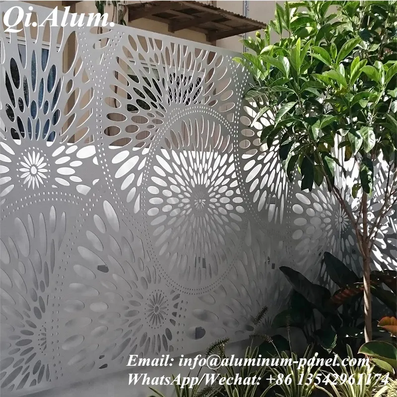 Panneaux écrans personnalisés 2020 - Foshan Qi Aluminum Decorative Materials Co., Ltd