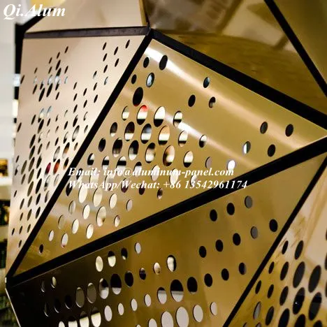 usine de feuilles à trous courbés en aluminium — Foshan Qi Aluminum Decorative Materials Co., Ltd