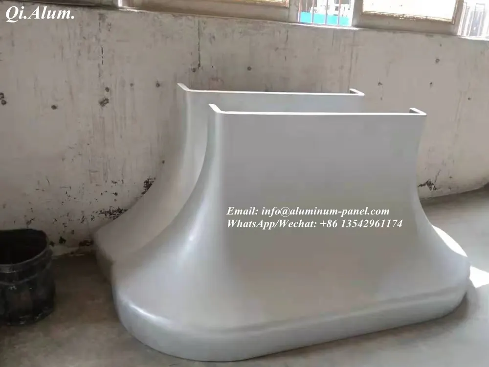 Panneau en aluminium nid d'abeille revêtu de PVDF — Foshan Qi Aluminum Decorative Materials Co. Ltd