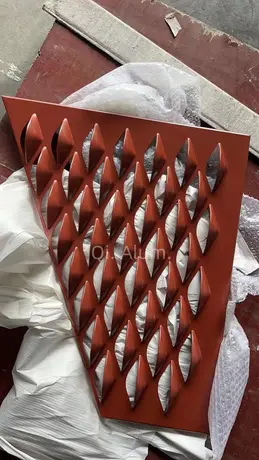 Panneau en aluminium écailles de poisson de 3 mm, design élégant pour travaux de revêtement de mur-rideau, vue 4