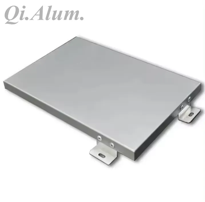 Panneau plein en aluminium pour façade extérieure moderne — Foshan Qi Aluminum Decorative Materials Co. Ltd