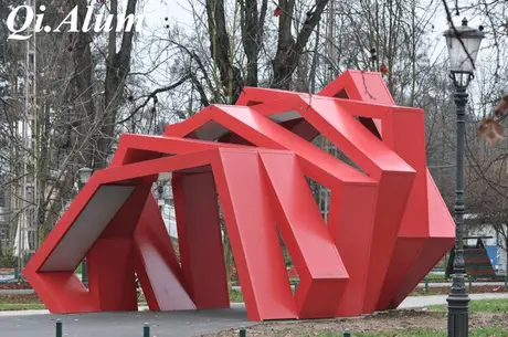 Influence des matériaux de construction à base d'aluminium sur le développement du secteur du bâtiment à l'ère contemporaine