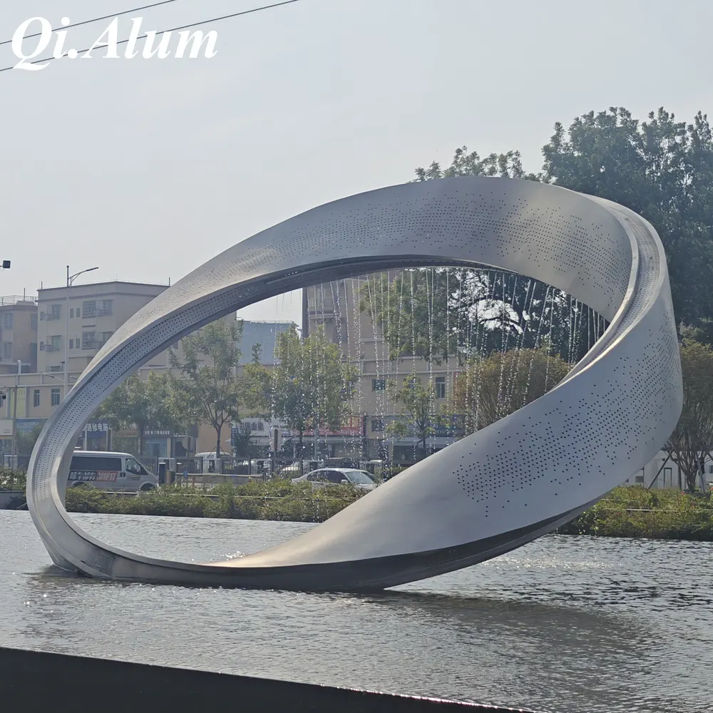 Panneaux aluminium à double courbure : l’avenir de l’innovation architecturale - Foshan Qi Aluminum Decorative Materials Co., Ltd